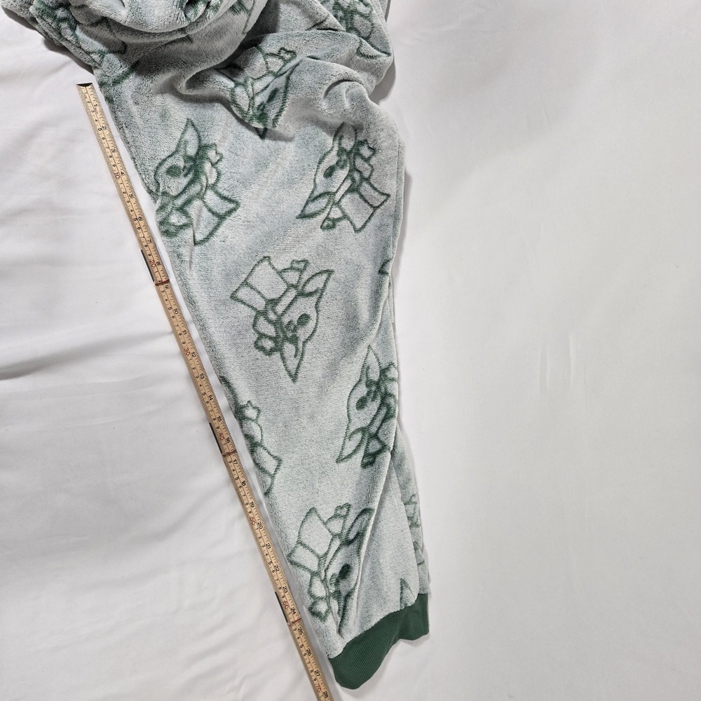Star Wars The Mandalorian Pajama Set Adult Fleece Lounge Set Grogu Baby Yoda Shi - Picture 14 of 16
